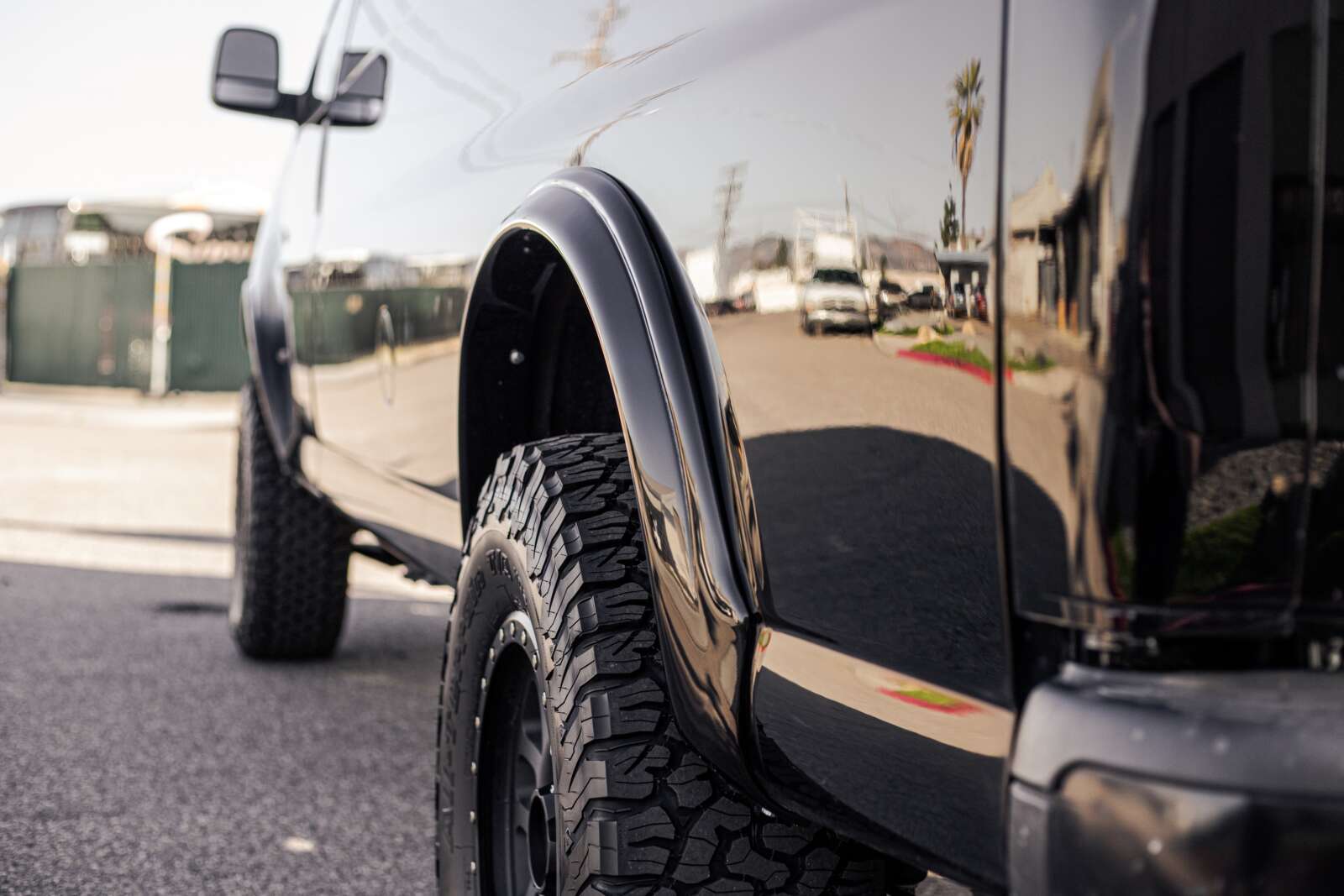 ChevroletExpressRearFenderFlares1.jpg WeldTec Designs