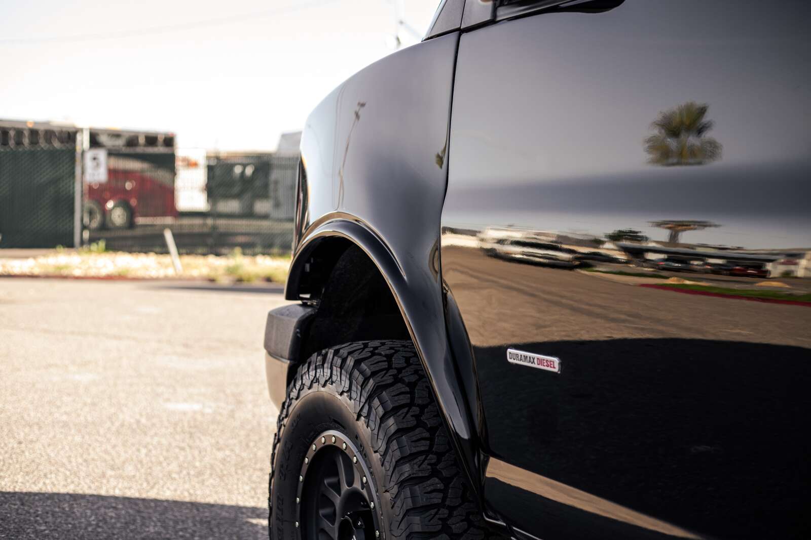 ChevroletExpressVanFiberglassFlaredFenders.jpg WeldTec Designs