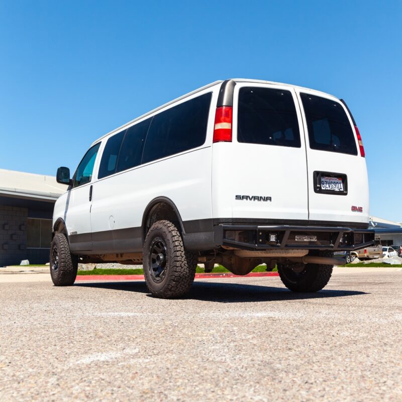 White_Chevy_Prerunner_Rear_Bumper_037_LR_Ret_1000