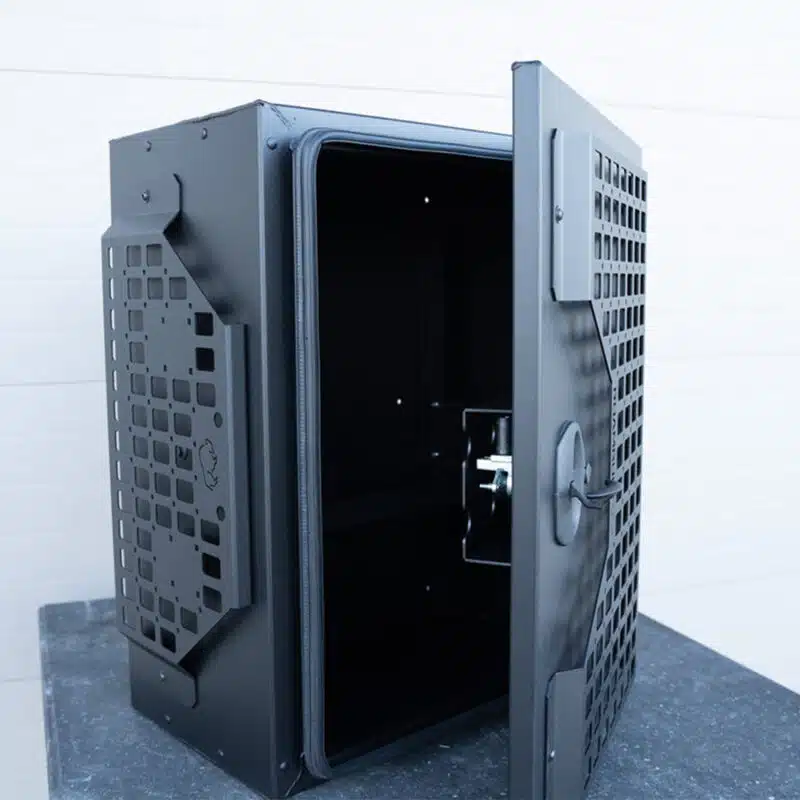 RoamBuilder-Aluminum-Storage-Box-Gallery_0002_3