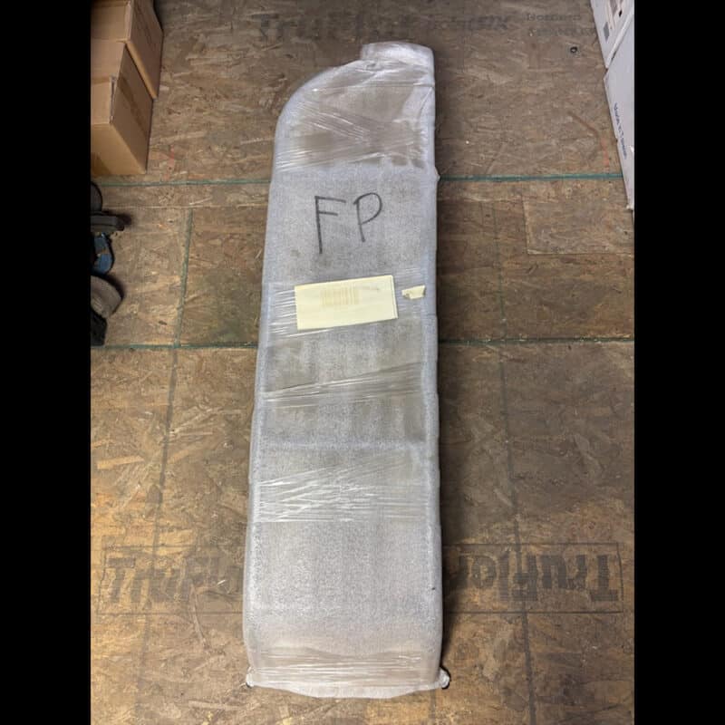 Aluminess-Ford-E-Series-Passenger-Side-Ladder-92+_0003_4