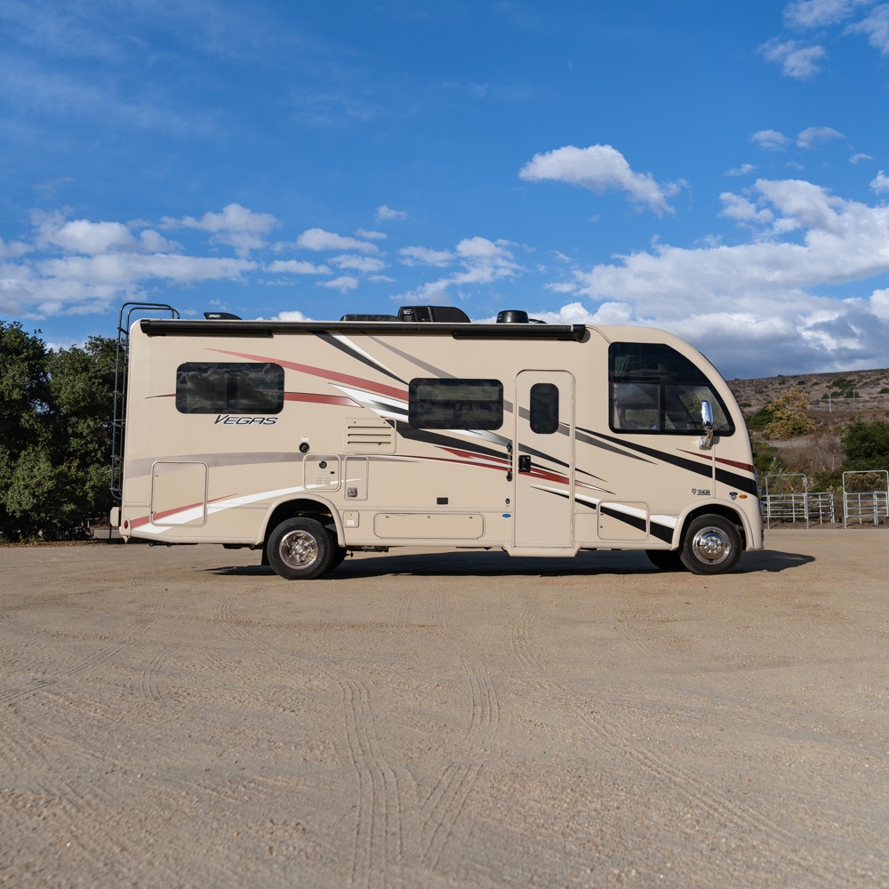 WTD – Thor Axis/Vegas Class A RV 4‘’ Suspension Lift Kit Progressive Leaf Springs "Adventurer" - Image 13